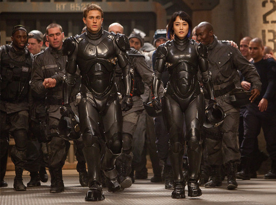 Charlie Hunnam, Rinko Kikuchi, Pacific Rim Charlie Hunnam, Rinko Kikuchi, Pacific Rim